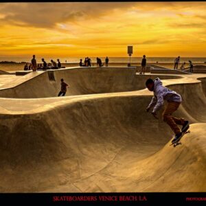 TRVB-532_Skaterboarders_Venice_Beach_LA_Clive_Arrowsmith©Maison_Sensey_Photographie