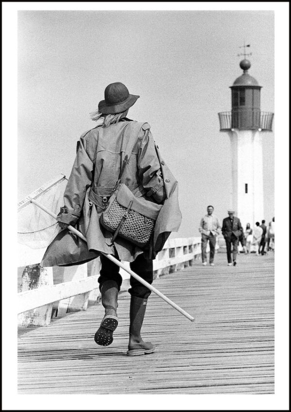 photographie d'art de mode édition limitée collection privée Ann lighthouse Deauville France par le photographe Clive Arrowsmith