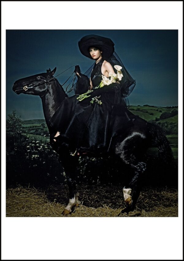 photographie d'art de mode édition limitée the bride in black par le photographe Clive Arrowsmith