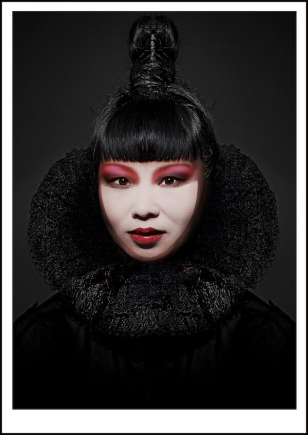 photographie d'art collection privée édition limitée portrait de Kabuki Tudor par le photographe Clive arrowsmith