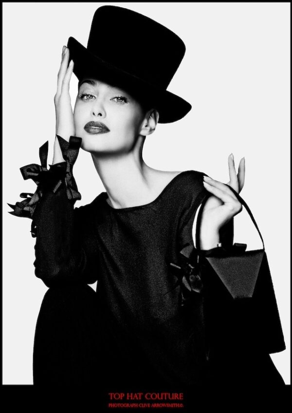 photographie d'art de mode édition poster top hat couture par le photographe Clive Arrowsmith