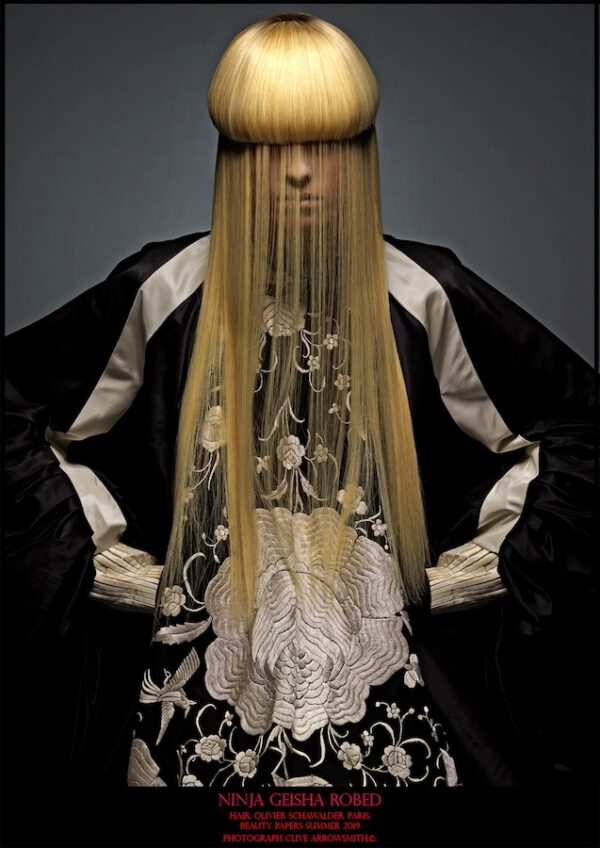 photographie d'art de mode édition poster Ninja geisha robed par le photographe Clive Arrowsmith