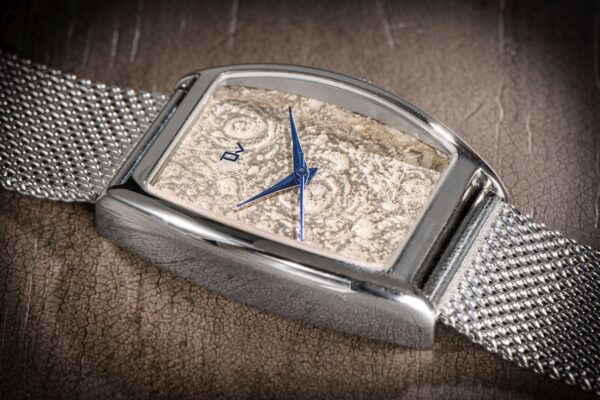 lost wax watch De Villers watch collection De Villers mechanical movement automatic winding steel bracelet