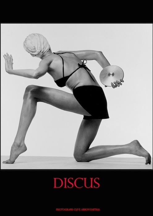 La Mode et Le Sport un duel Balzacien Discus par le photographe Clive Arrowsmith